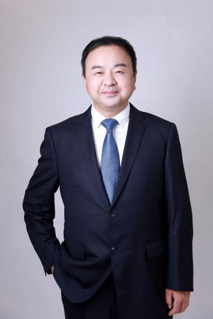 1793153731134504.jpg 向华 教授.jpg